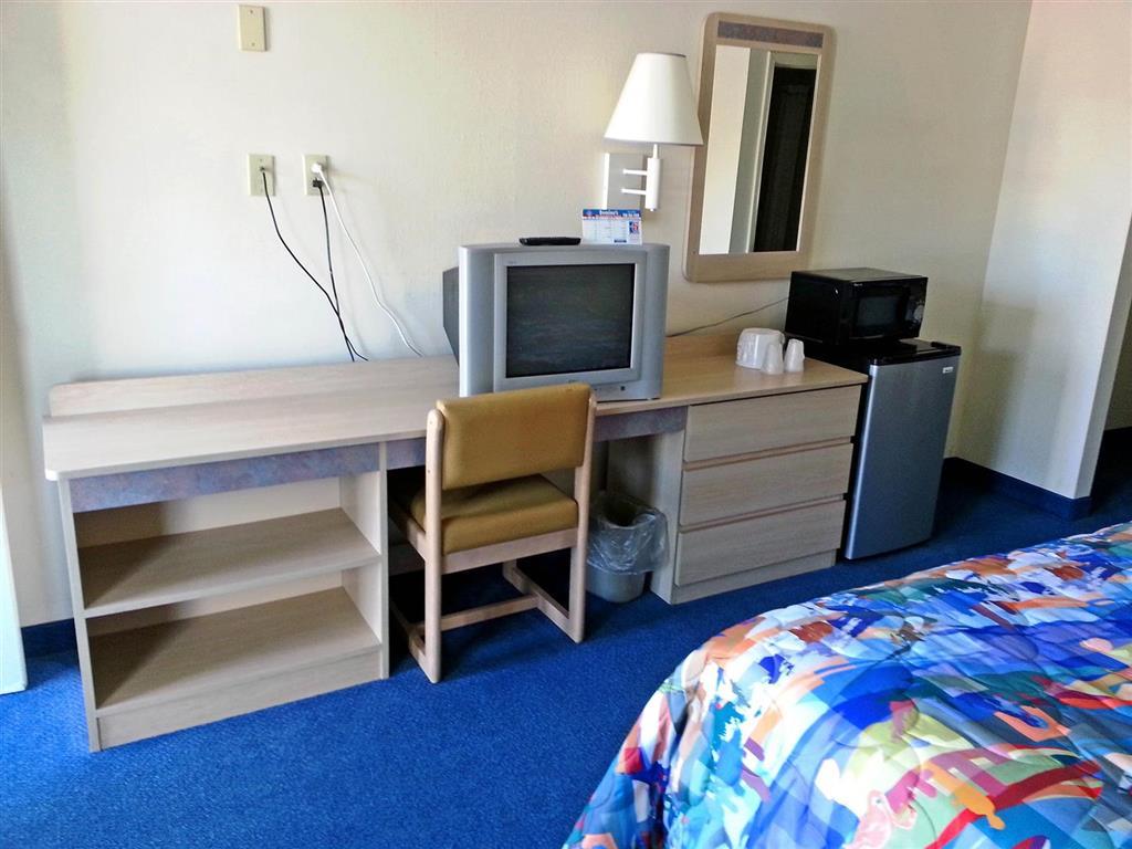 ホテル Clarion Pointe ディケーター 部屋 写真